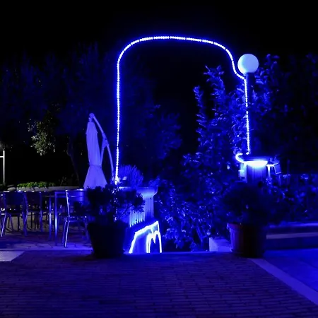 Il Giardino Stellato Alojamento de Acomodação e Pequeno-almoço Vieste